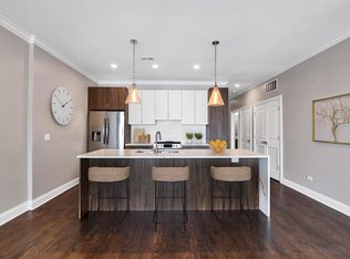 15 N Bishop St #19-2, Chicago, IL 60607