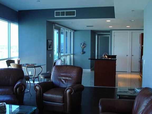 4th image of 4525 Dean Martin Dr Unit 1408
