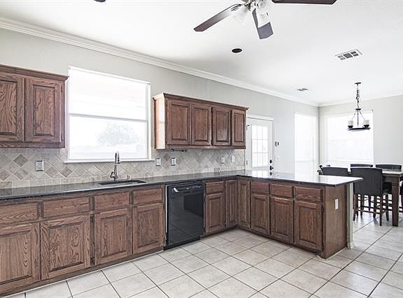 3rd image of 7712 Jerome Dr