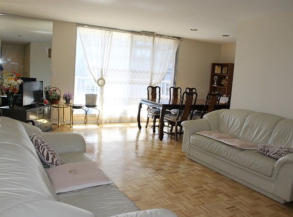 3rd image of 4000 Triumvera Dr APT 301A