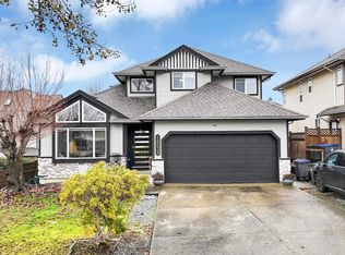 18239 68th Ave, Surrey, BC V3S 9C6