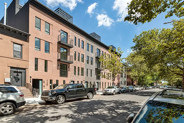 Rented by Safdie Realty Group | media 43