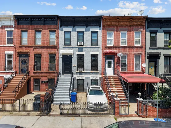 609 Lexington Avenue image 1 of 43