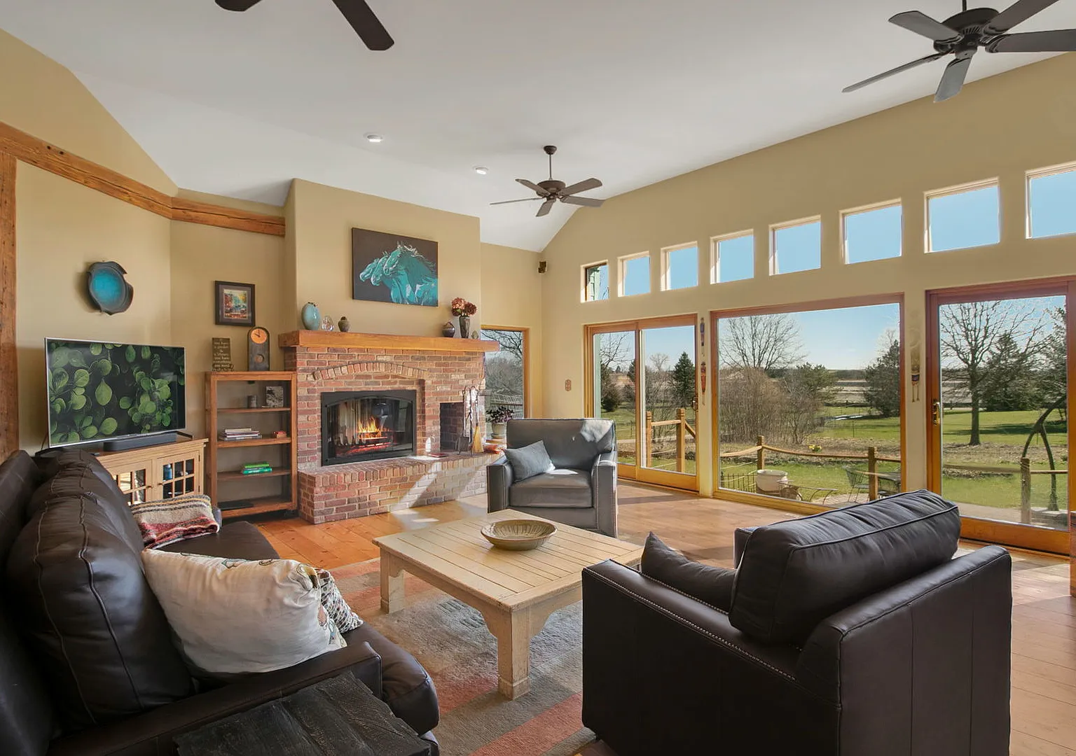 3 bed, 3281 sqft, $4,250 — Photo 3