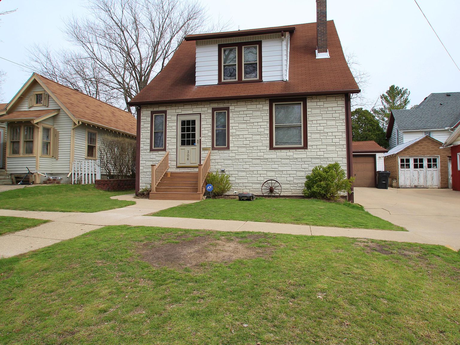 306 Clarence St, Fort Atkinson, WI 53538 Zillow