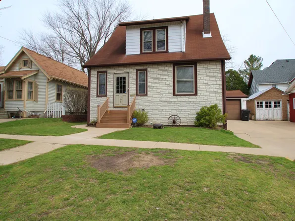 306 Clarence St, Fort Atkinson, WI 53538