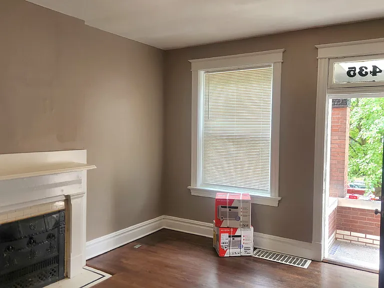 3435 Alberta St #1F — Photo 7