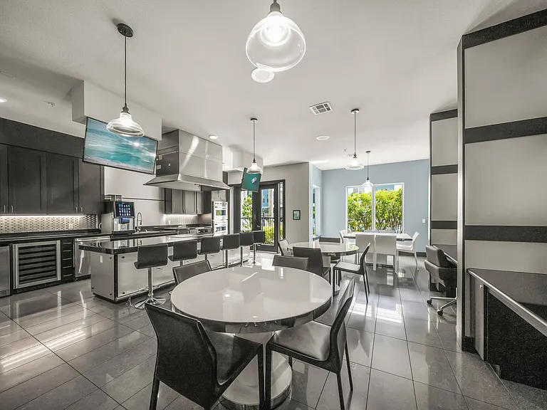 Millennium Westshore — Photo 68