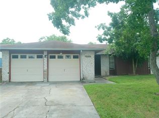 5718 Crestgrove Dr, Corpus Christi, TX 78415