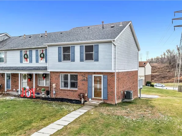 147 Meadow Gap Dr, Monroeville, PA 15146