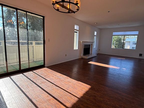 5th image of 18620 52nd Ave W APT 138