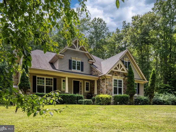 224 Donovan Ln, Stafford, VA 22556