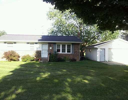 2nd image of 324 E East St