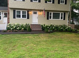 2 Gloria Ln, North Reading, MA 01864