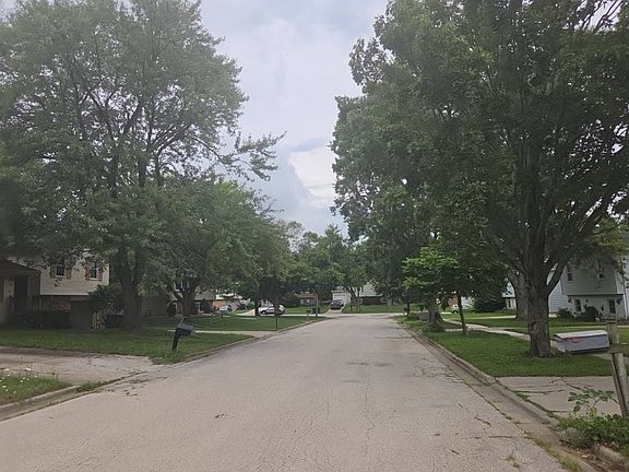4th image of 2305 Anchor Dr