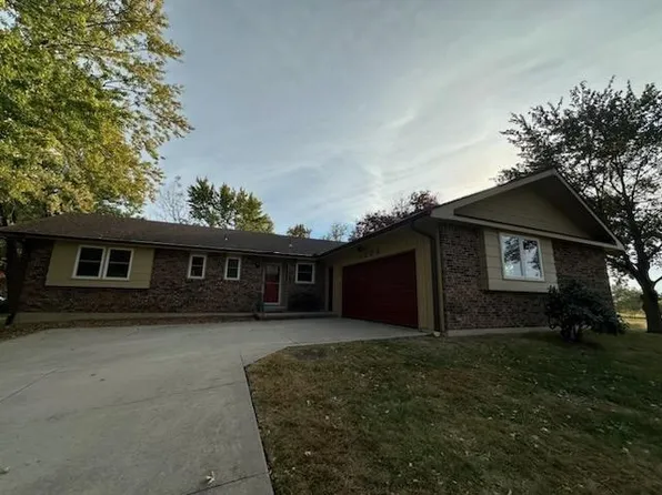 1205 W 5th St, Cameron, MO 64429