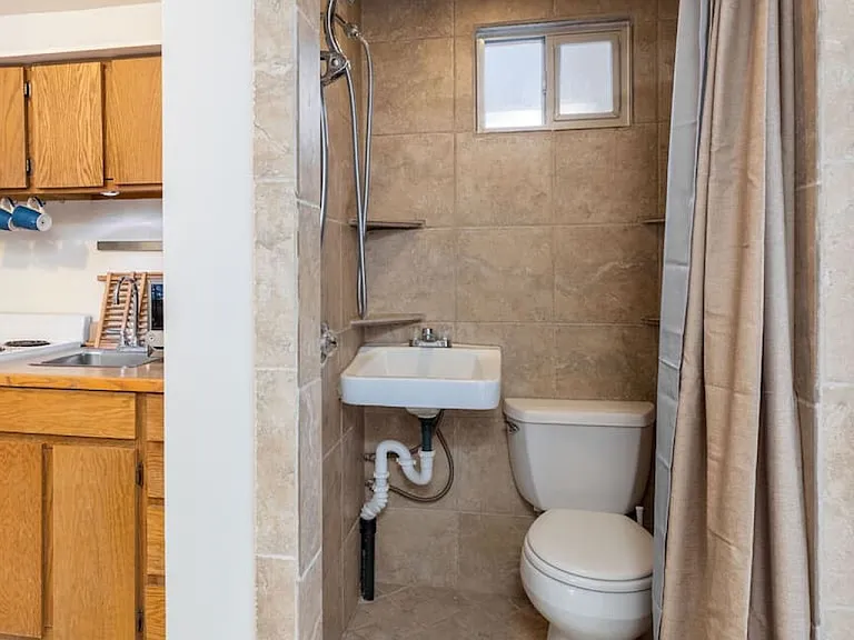 S Maxfield Dr — Photo 10