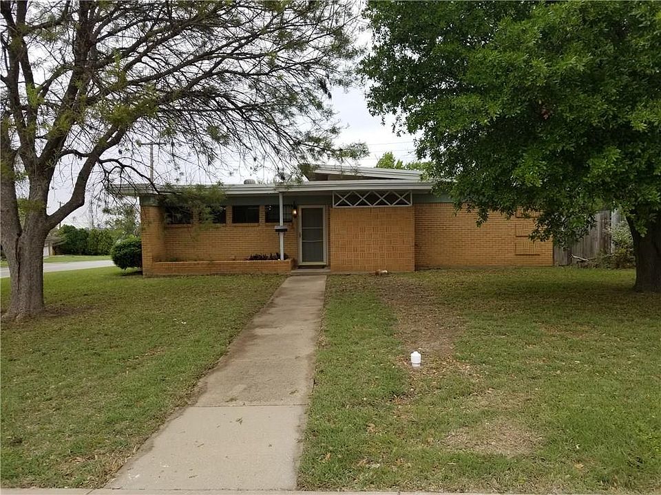 1st image of 5401 Waltham Ave