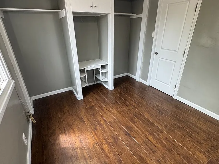 6228 S Van Ness Ave — Photo 8