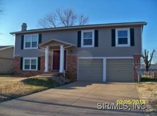 5121 Sheila Dr, Granite City, IL 62040