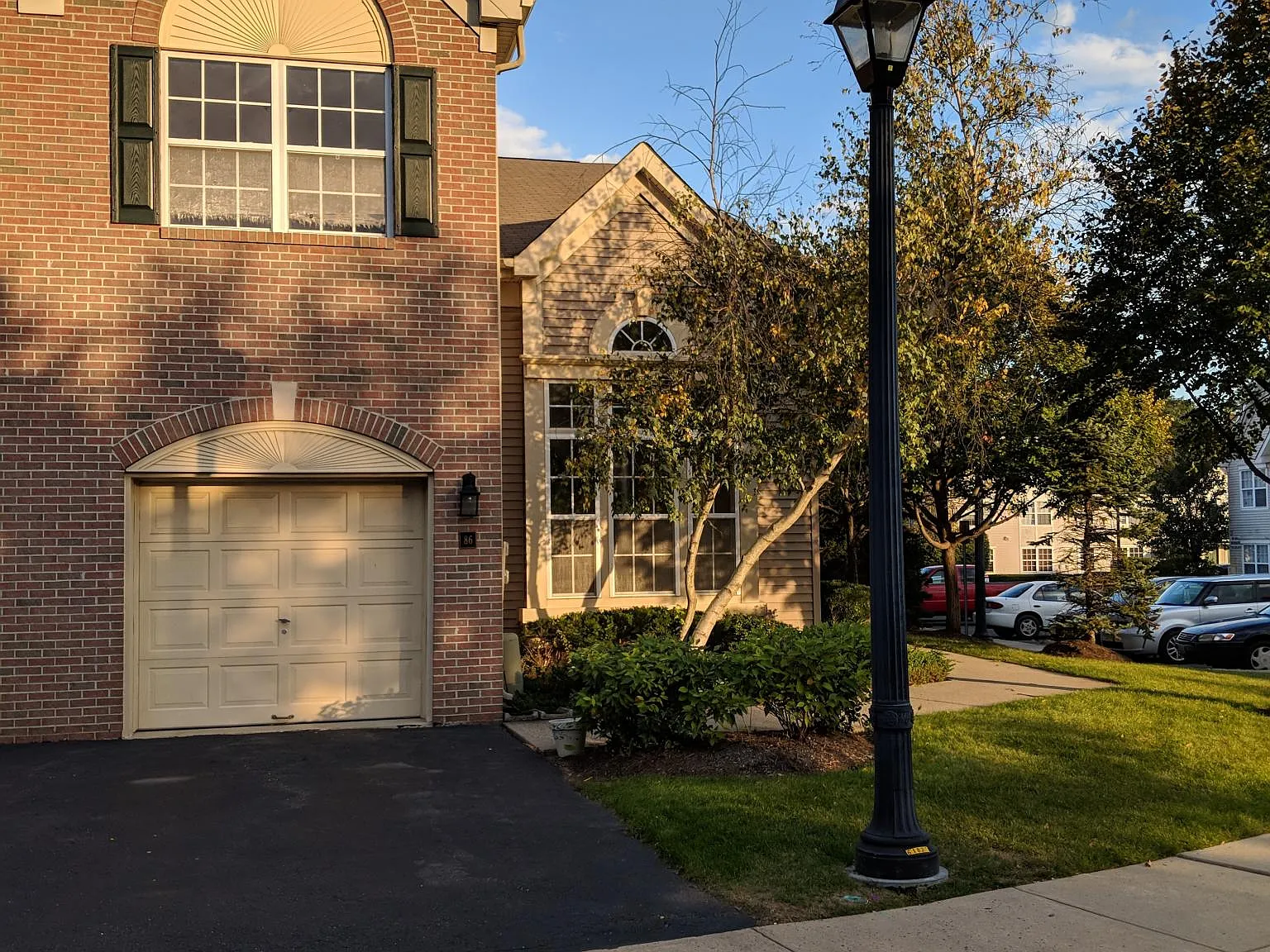 86 Banyan Blvd — Photo 3