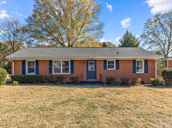 113 Marine Dr, Pineville, NC 28134