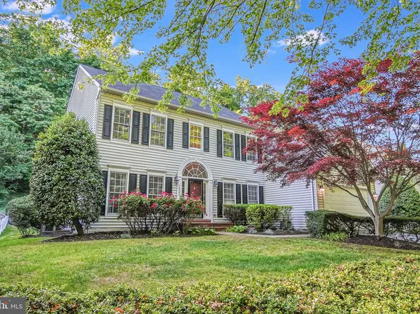 16500 Hayes Ln, Woodbridge, VA 22191