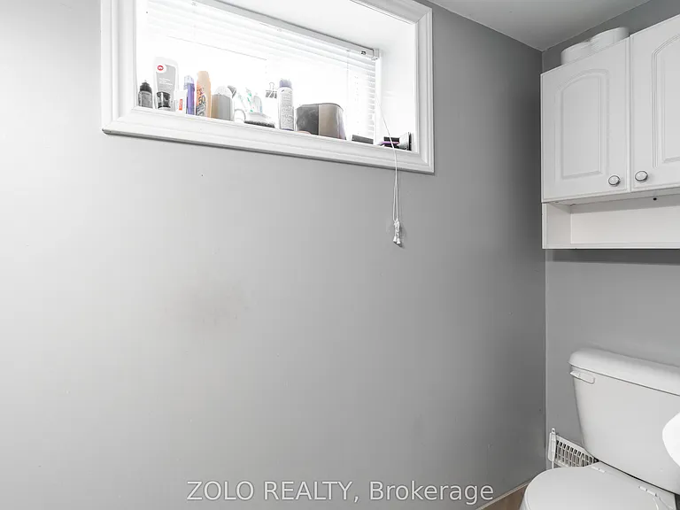 306 Spruce St #BASEMENT — Photo 9