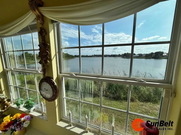 200 Devault St #1, Umatilla, FL 32784