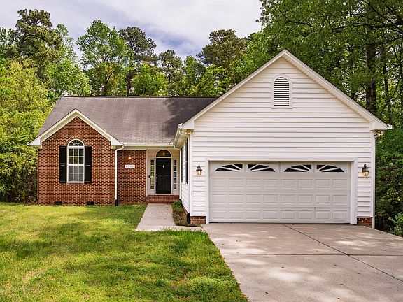 3rd image of 4150 Deep Wood Cir