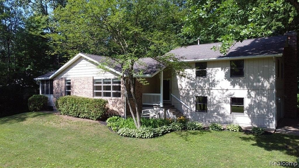 4611 N Keen Ct, Midland, MI 48642 Zillow