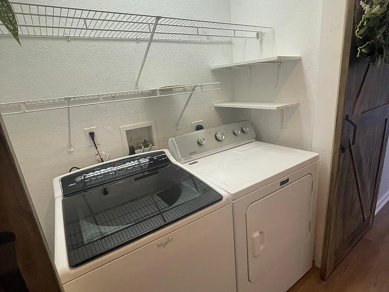 56 Iris Dr — Photo 11