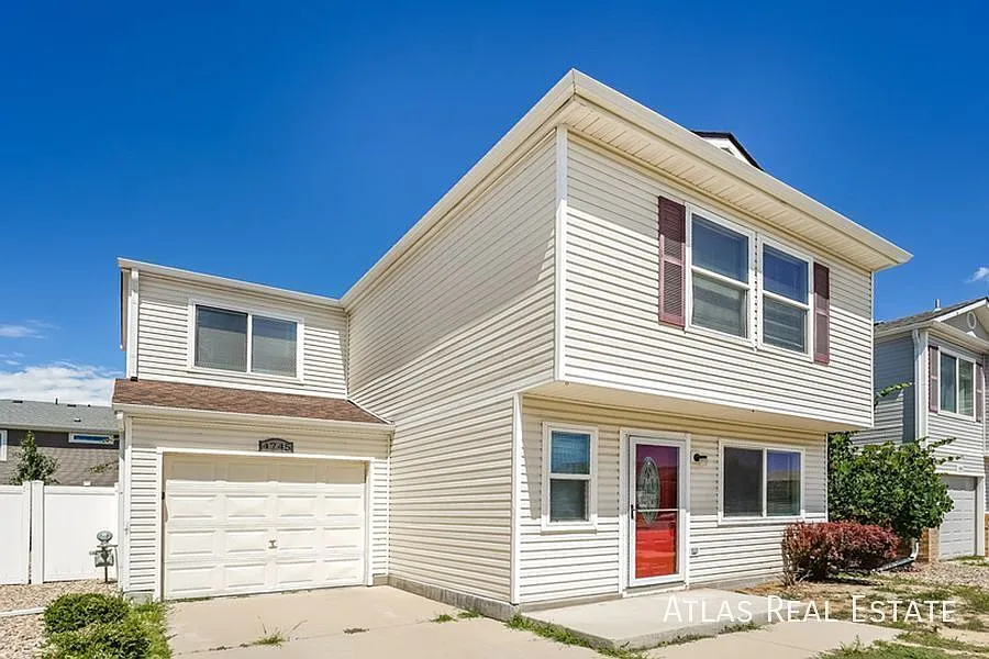 2 Weeks Free Rent & Free 55" Tv If Moved In By 8/31! Beautiful 3bd/2ba Home In Green Valley Ranch! — Photo 3
