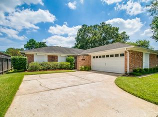 16410 Hickory Knoll Dr, Houston, TX 77059