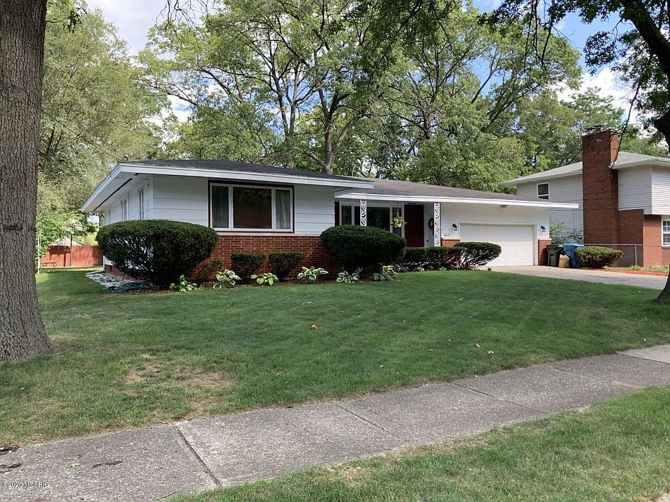 1st image of 1334 Eastwood Dr