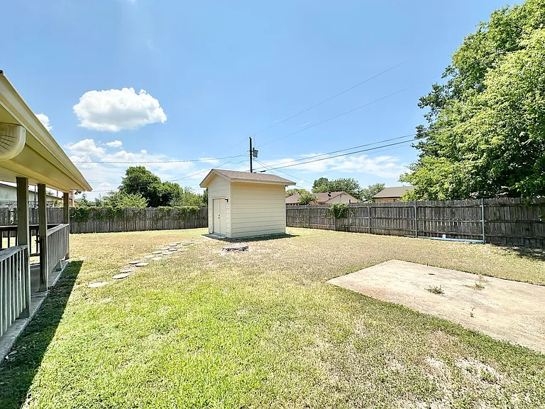 3706 Madison Dr — Photo 30
