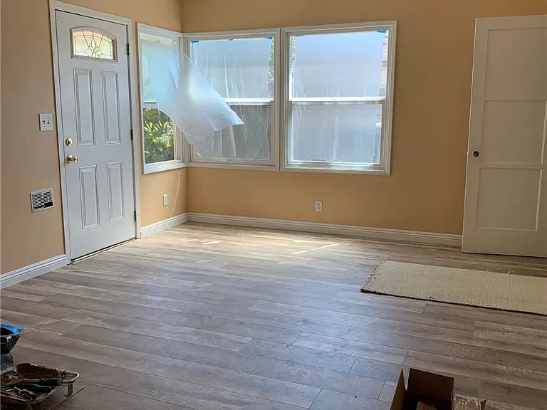 750 W Colorado Blvd — Photo 4