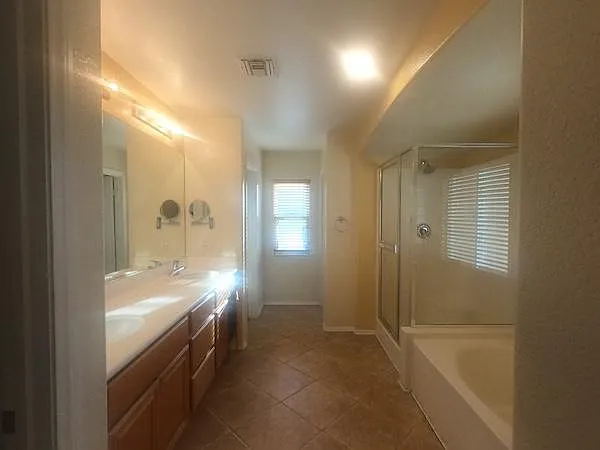 1513 Carmel Ave — Photo 25