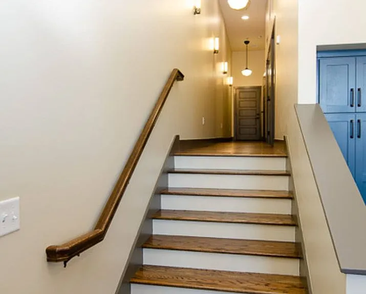 203 W Commercial St #2F — Photo 19