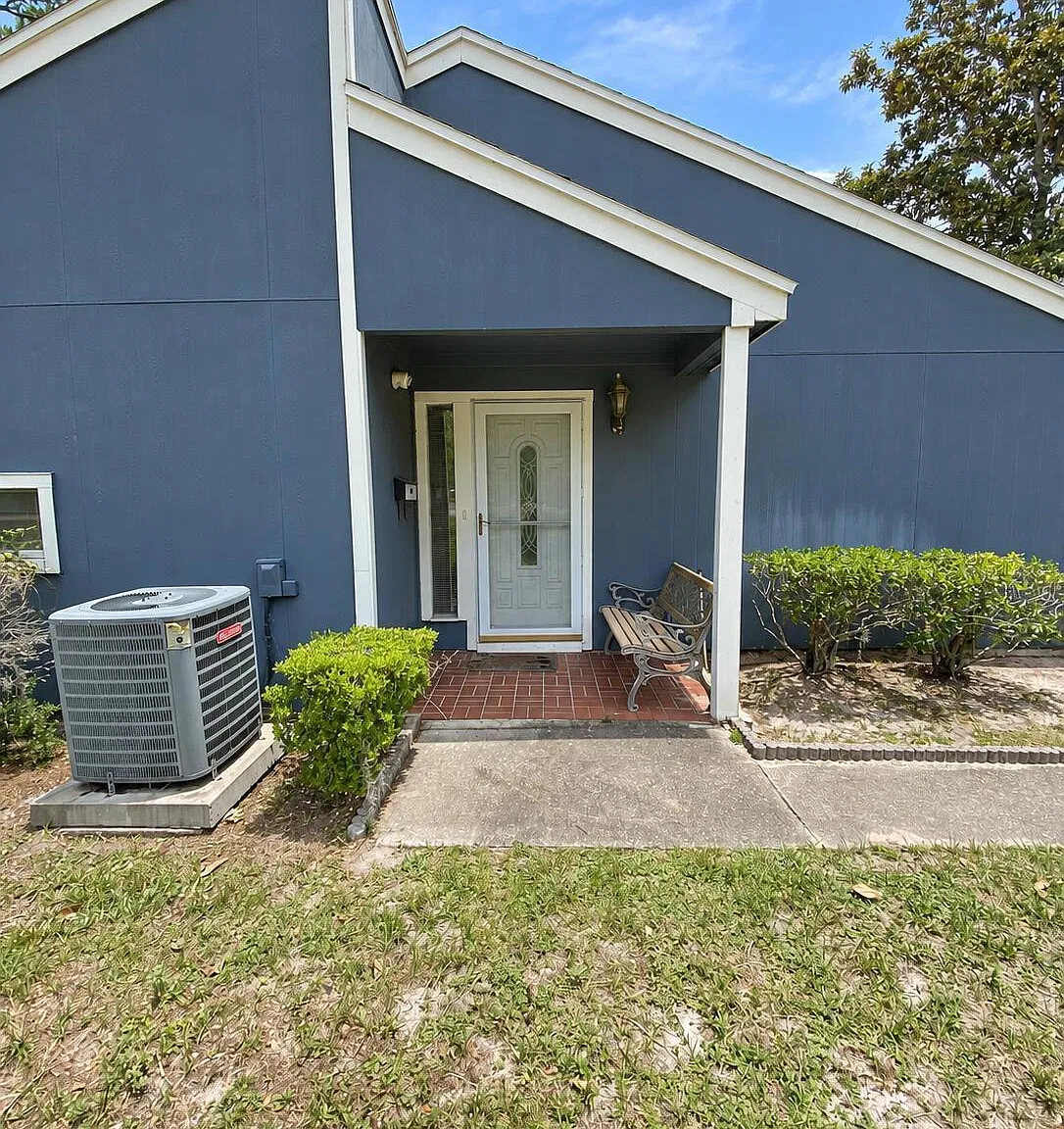 2 bed, 2.0 bath, 1313 sqft, $1,450 — Photo 2