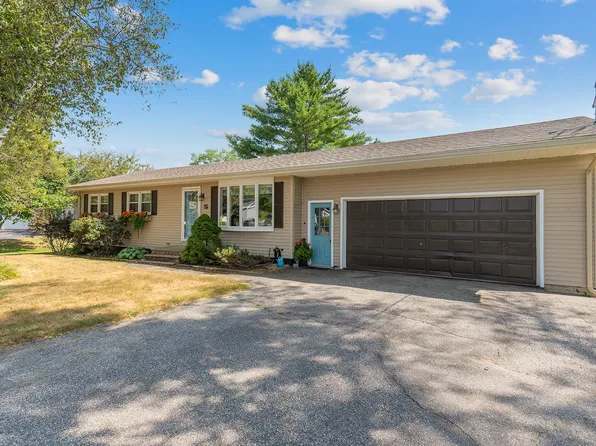 25 School Street, Lewiston, ME 04240