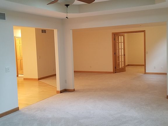2nd image of 623 Chinook Dr