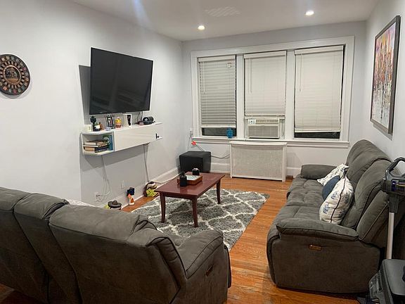 5th image of 148 37th St #1202