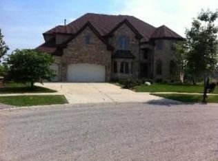 3527 Frankstowne Ct, Naperville, IL 60565