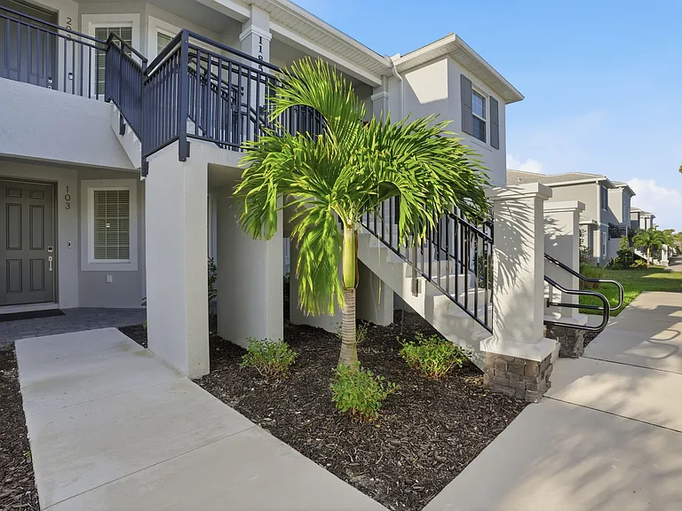 11851 Venetian Lagoon Dr #103 — Photo 7