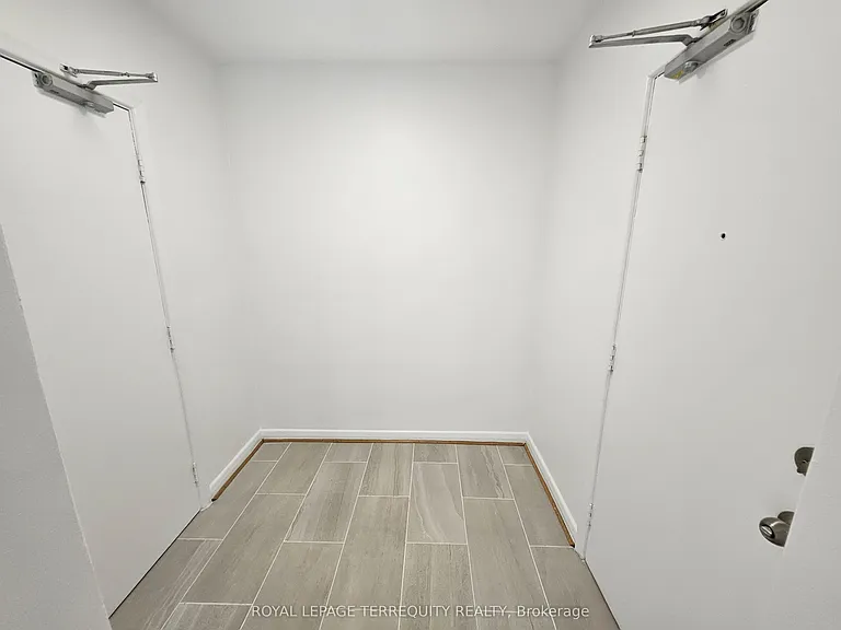 401 Winnett Ave #3 — Photo 8