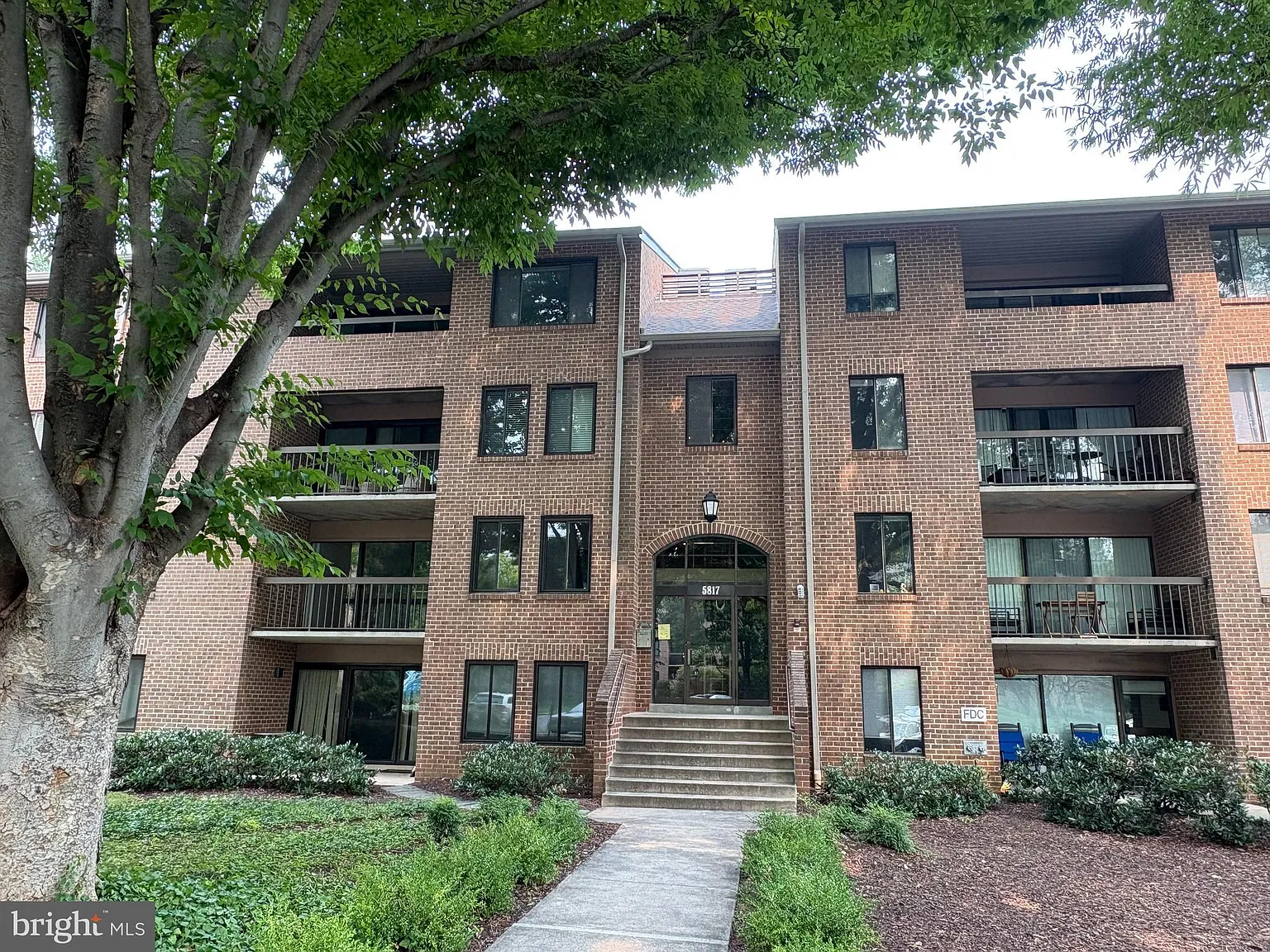 Georgetown Village Codm — Photo 2