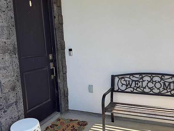 4th image of 1705 Fresnillo Dr