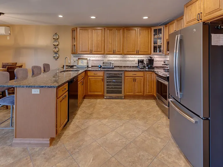 21 Woodbury Dr #27 — Photo 6