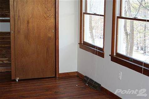 2nd image of 70 Arcadian Trl